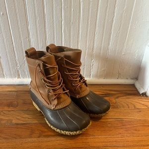 Women’s Beans Boots 8” Size 7(D)